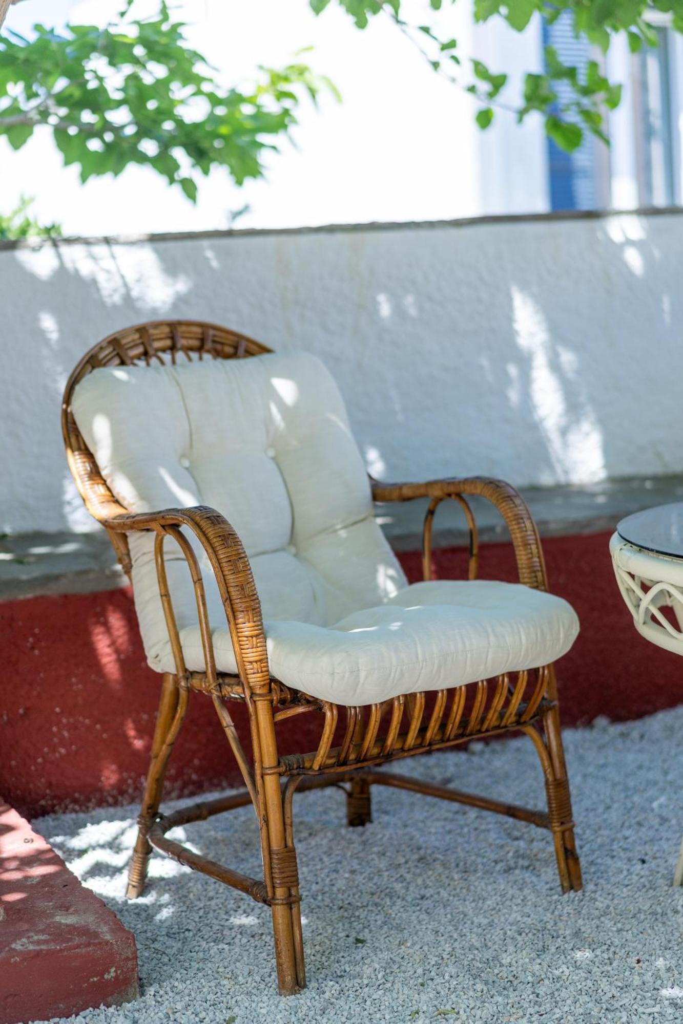 Spacious Home With Yard, Mytilene Lesvos المظهر الخارجي الصورة